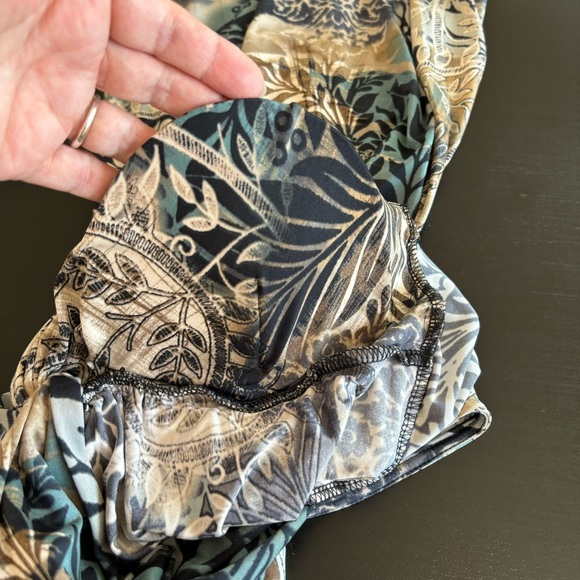 Tropical Print Dress, Size L, Summer's Collection, Blue & Green, Twist Front - Picture 7 of 7